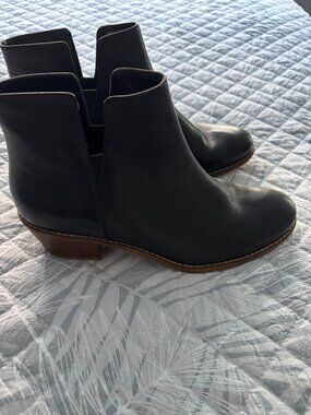 Cole Haan Black Leather Ankle Booties Block Heel - Size 8